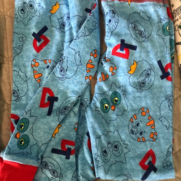 Some NWOT/ EUC Boys Pajama Lot Size 3t-5t - Picture 5 of 8